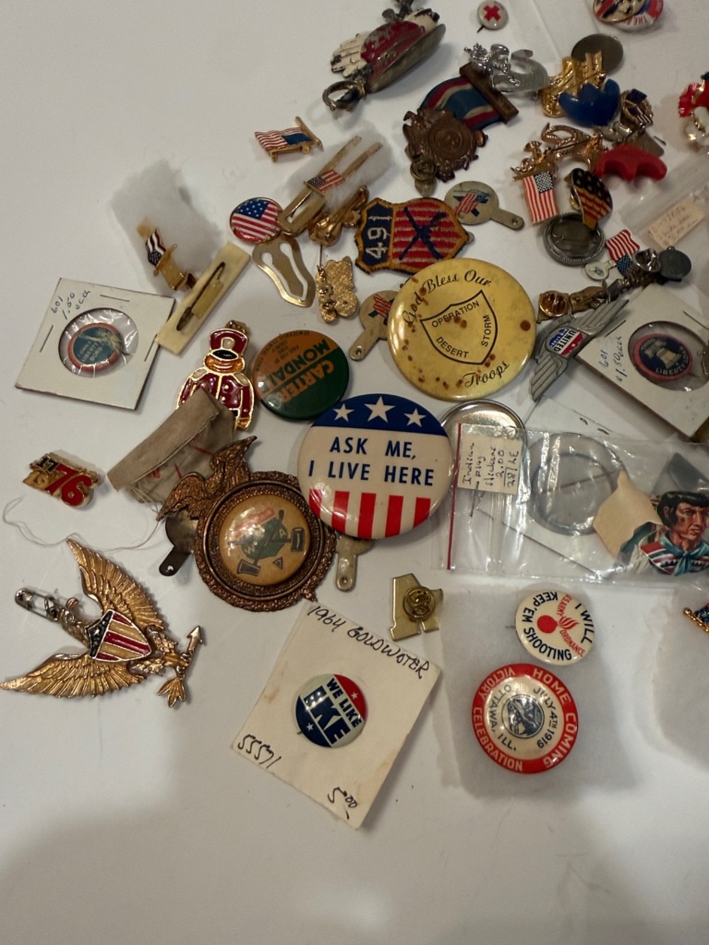 Vintage Political and Patriotic Pin Lot - Red, White & Blue - Picture 3 of 4